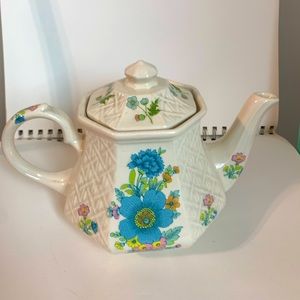Vintage Sadler Trellis Blue Mod Flower Teapot-Made in England